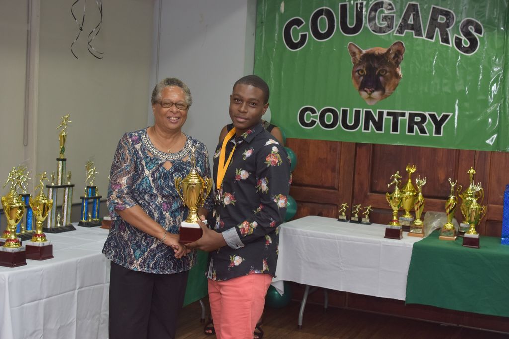 Bascombe, St Louis cop top Cougars' awards