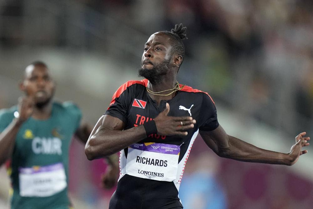04_jereem_season_400m_indoor_silver.jpg