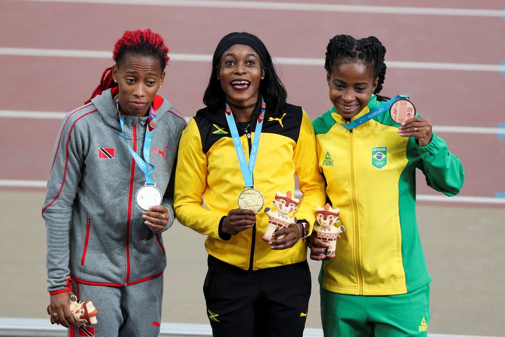 08_ahye_campbell_strike_silver.jpg