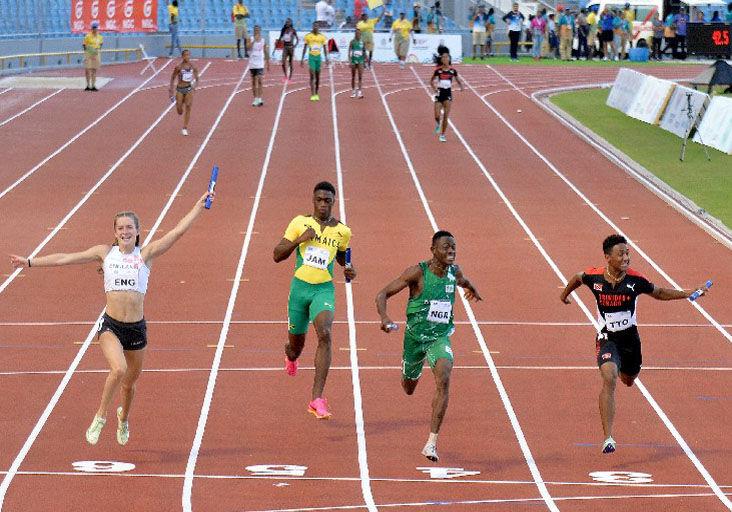 10_wallace_finishes_strong.jpg