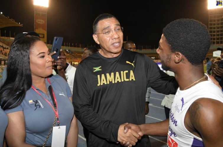 01_spotlight_student_athletes_naaa_boss_learn_jamaica.jpg