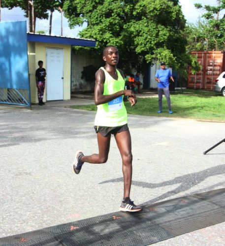 19_ekesa_mendoza_uwi_half_marathon.jpg